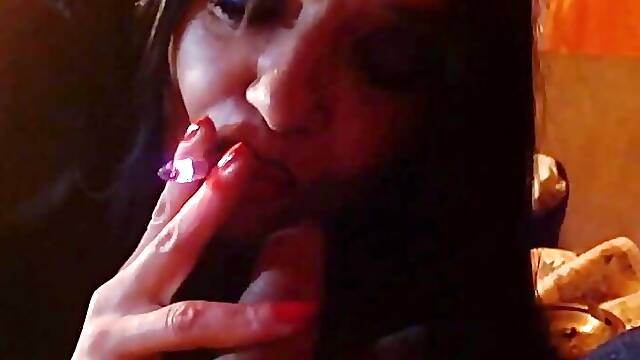 Smokong and Blowjob in Leder