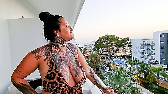 HOLIDAYFUCK! Andy-Star fucks Ashley-Cumstar IN MALLORCA in ARENAL