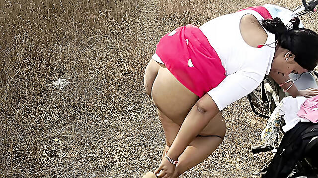 Desi indian Marathi kavita village girl fuck in jungle