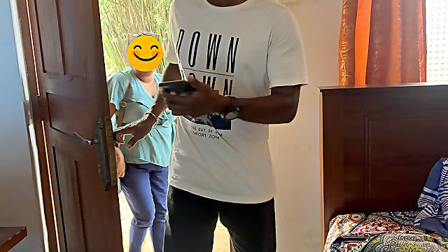 I got aphone number from the internet and invited a BBW girl to have sex with me for bb