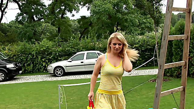 Smut Merchants - Naughty Simona Seduces Him Into Fucking Her Ass