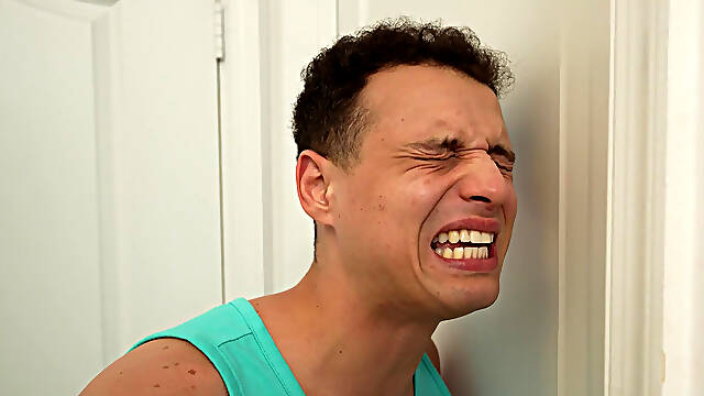 Let Me in the Bathroom. Its Urgent! W Busty Redhead Jessica Aaren