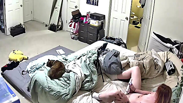 MILF gets caught masturbating on FaceTime