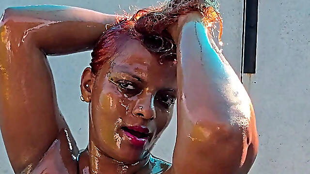 Oil Bath and Hard Fuck Sexy Bath with Couple Nilmini Sheron Dushantha Don