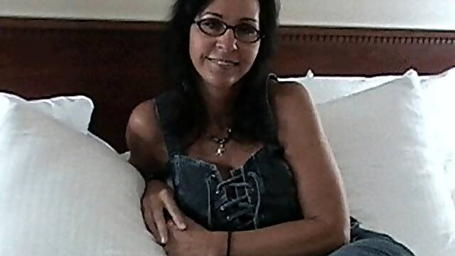 Super 7 Gang Bang Of Naked Jen! Part 1 (mp4 sd)