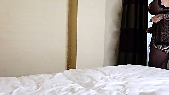 BOY GIRL WAKE UP CALL FUCK CREAM PIE