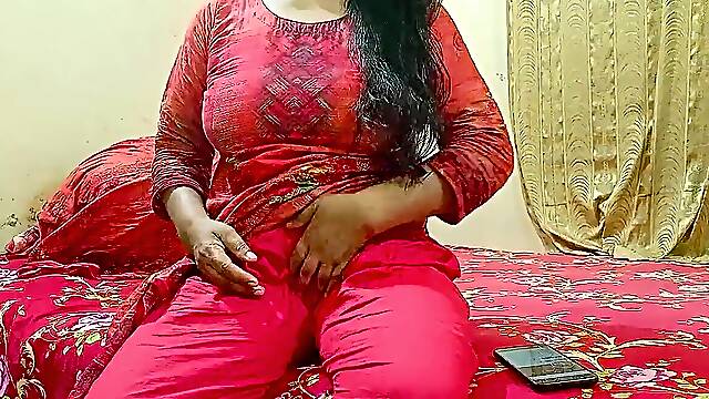 Super-fucking-hot Desi Indian duo first-ever Golden Night Sex. desi village sex