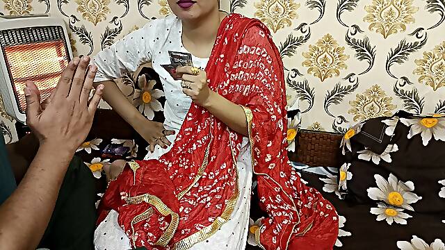 A Man Fucked a Desi Housewife Infront of Husband