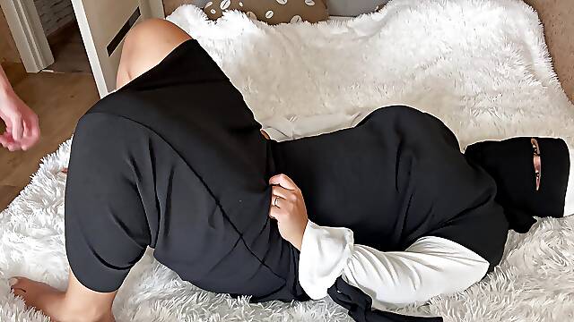 Sweet Sounds of Kuni From Arab Girl