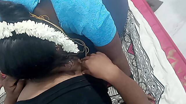 Desi Aunty Sharing Bed Neighbour for Hot Sex with Dirty Talking