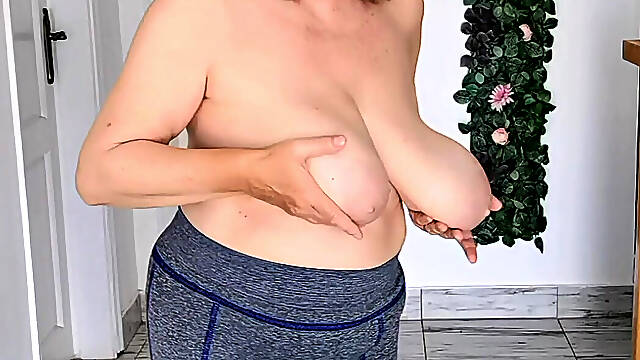Huge Natural Mature Boobs and Sexy Strip Dance