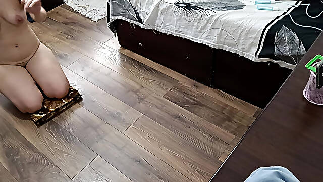 Sexy Wife Workout at Home Naked
